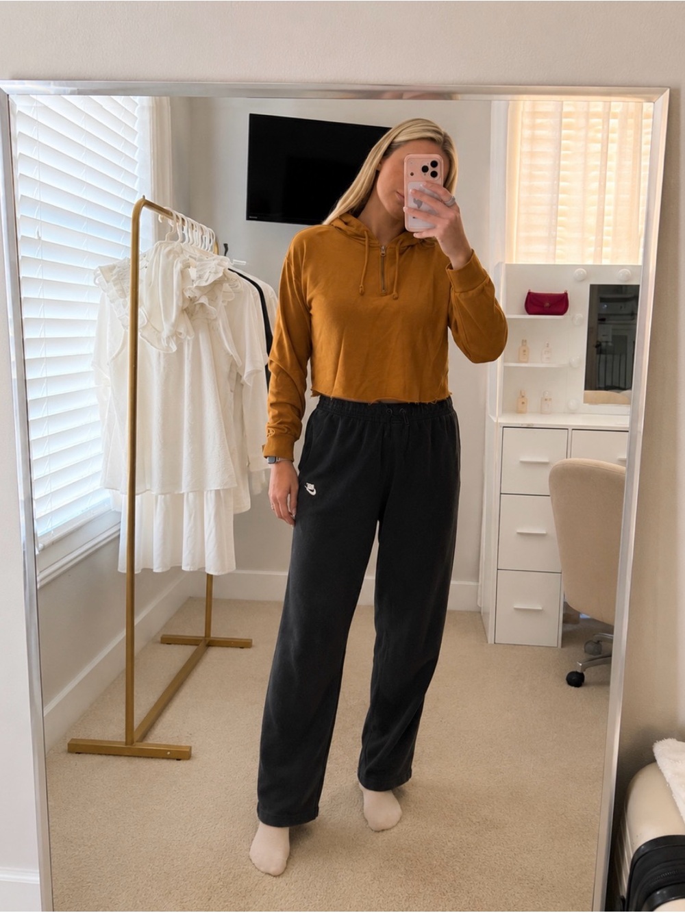 Cropped Hoodie